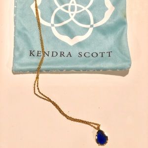Kendra Scott necklace